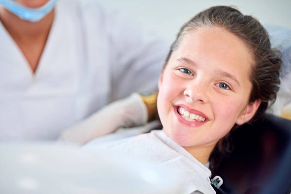 child at dentist