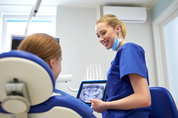 dentist female smile